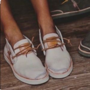 Satorisan Benirras mid low desert boot mule style